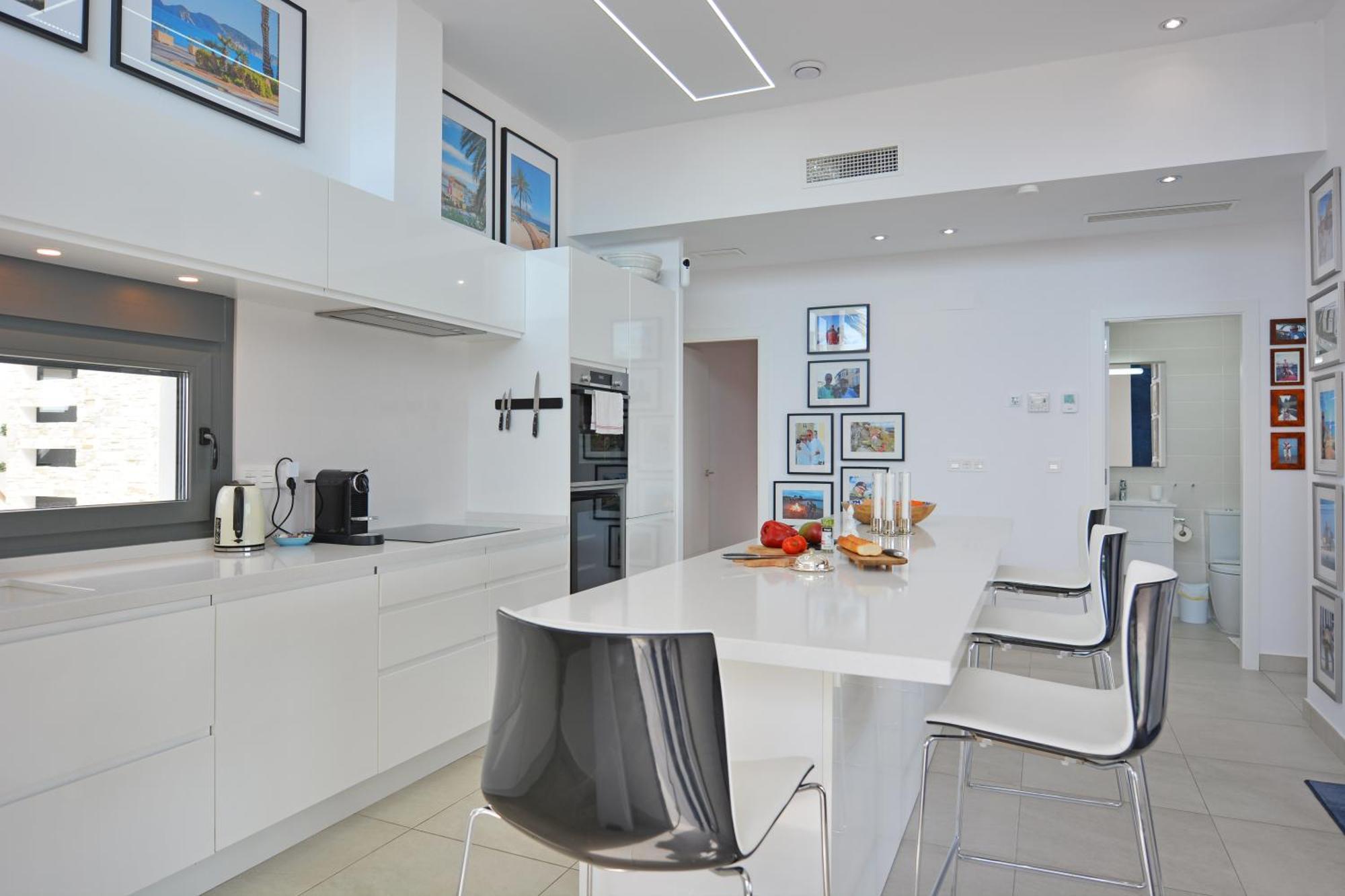 Hillside Luxury By Nras