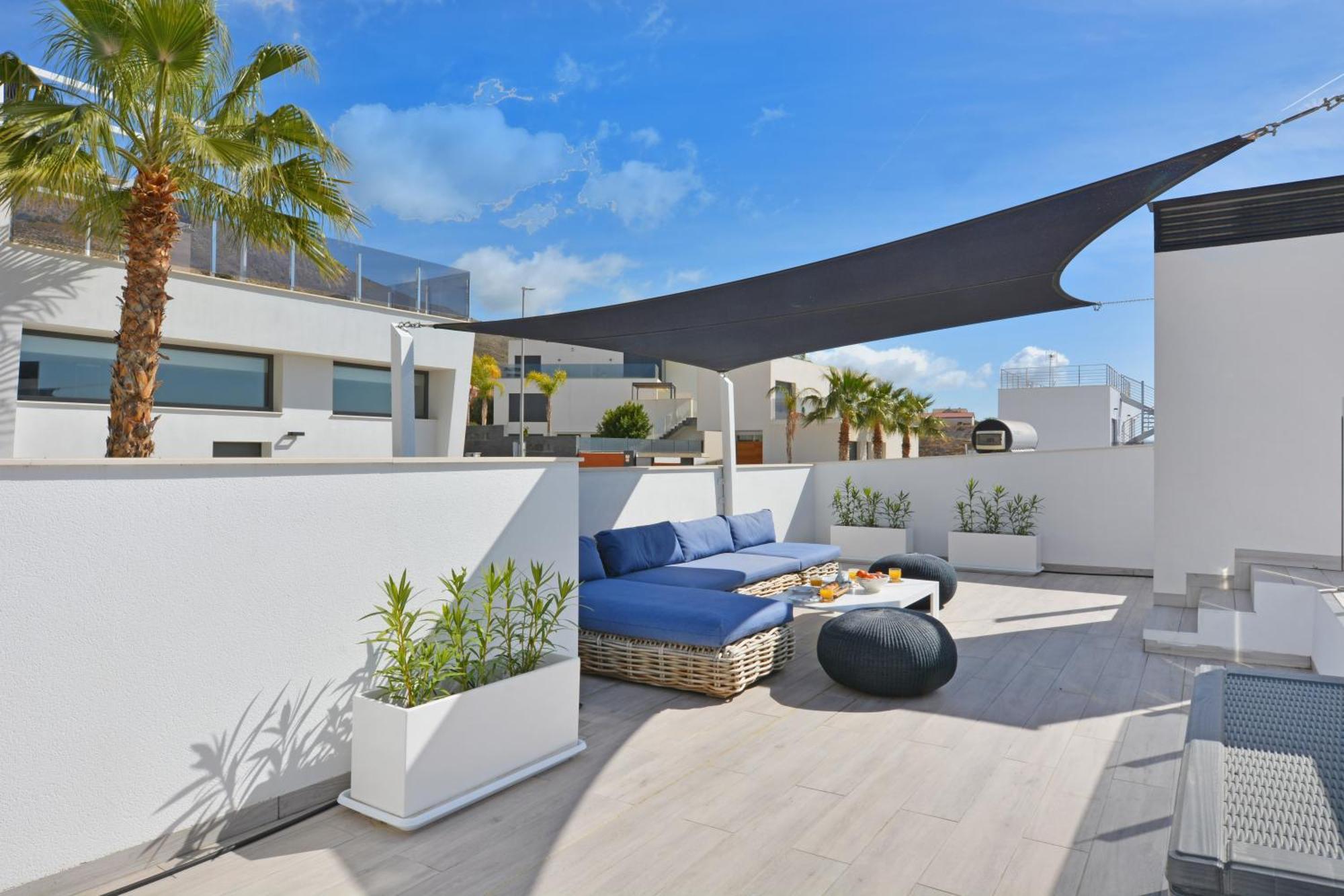 Hillside Luxury By Nras *