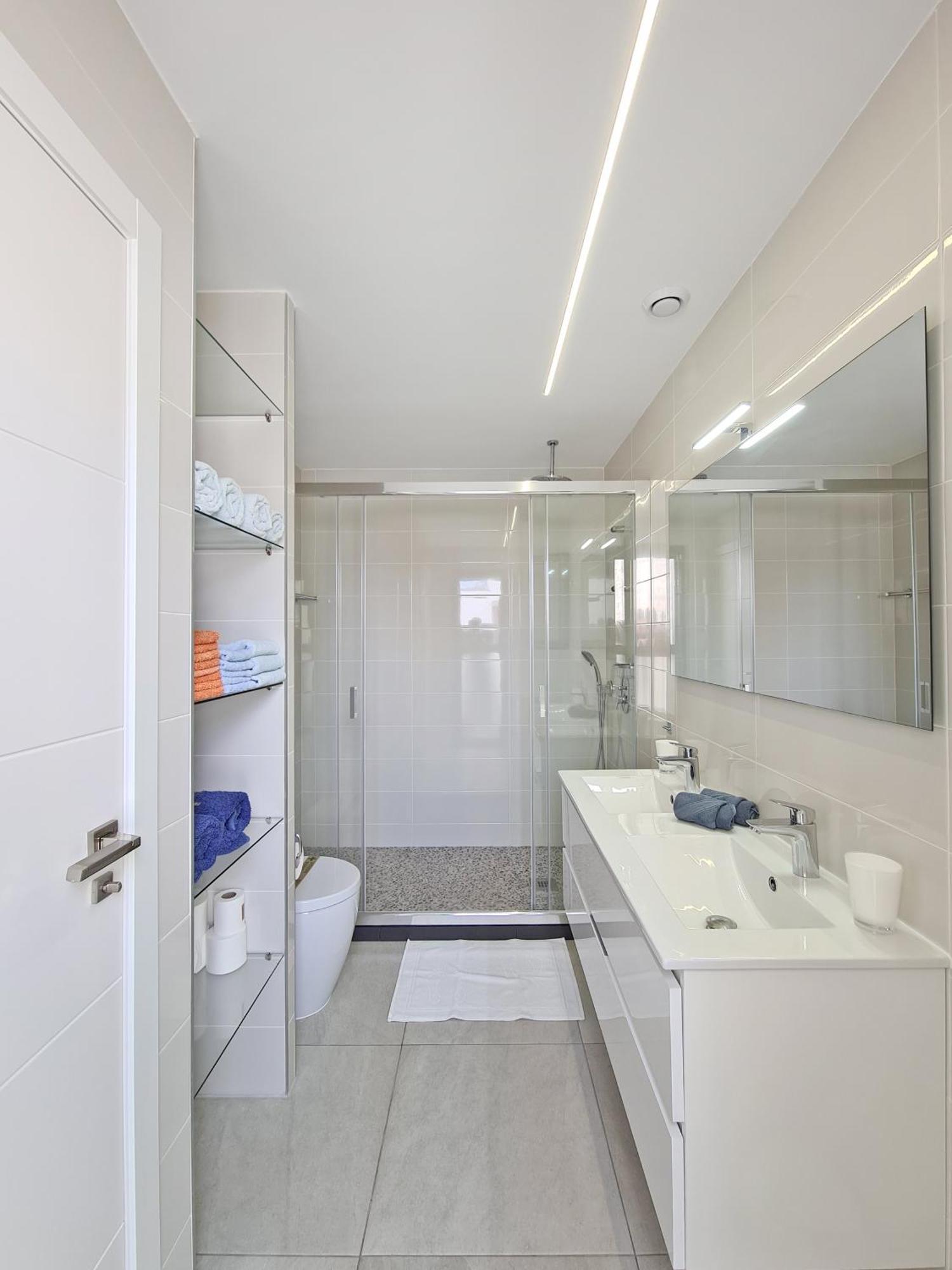 Hillside Luxury By Nras *