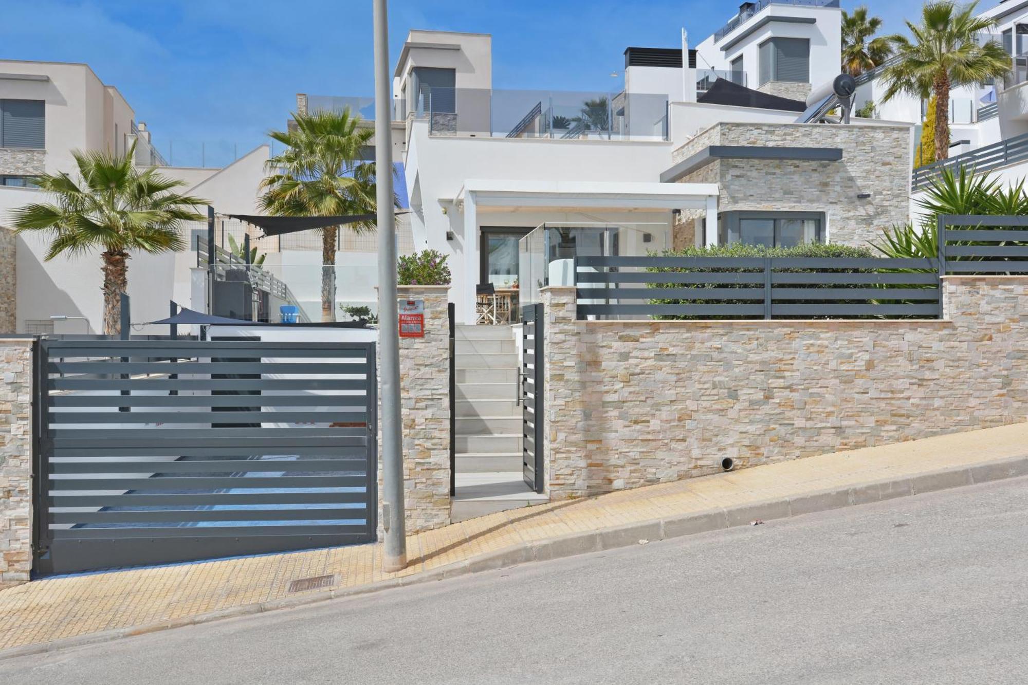 Hillside Luxury By Nras *